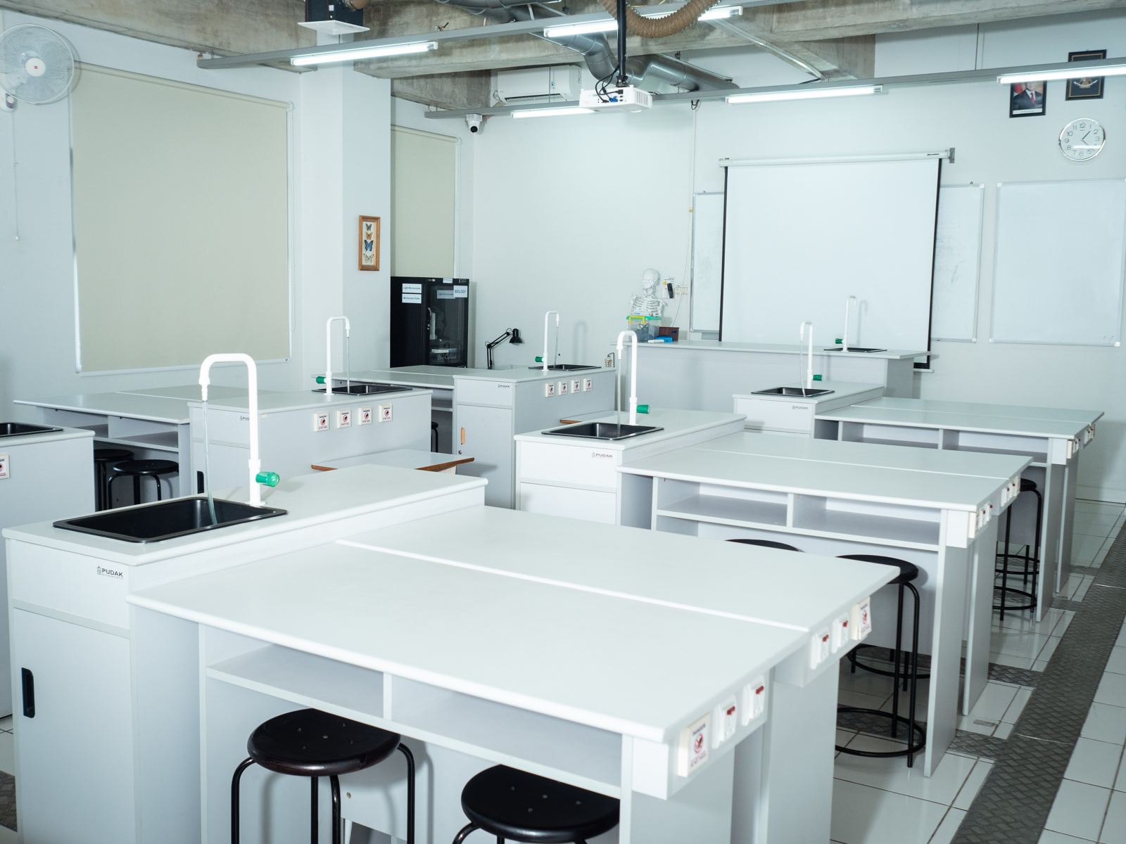 The science laboratory at Kota Baru Parahyangan, with benches and sinks